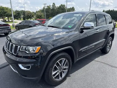 Black 2022 Jeep Grand Cherokee WK Limited for sale in Danville, VA