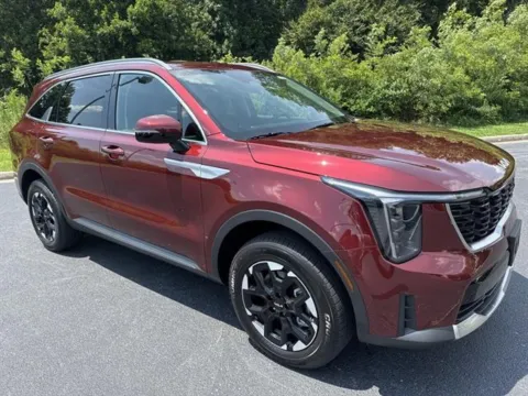 Red 2025 Kia Sorento S for sale in Danville, VA