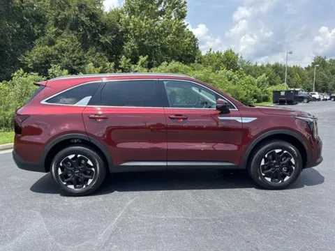 More photos of 2025 Kia Sorento S at Blackwell Kia, VA