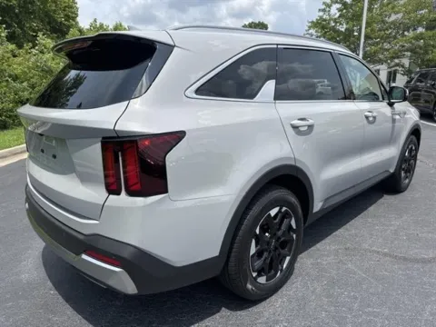 More photos of 2025 Kia Sorento S at Blackwell Kia, VA