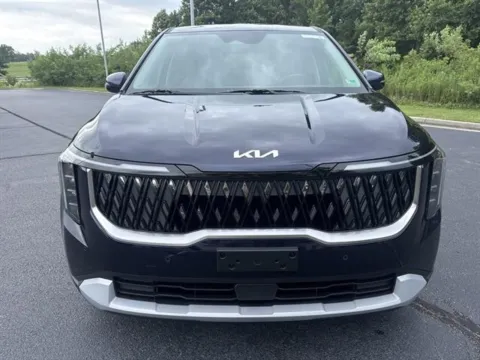 Photos of 2026 Kia Carnival LX for sale in Danville, VA at Blackwell Kia