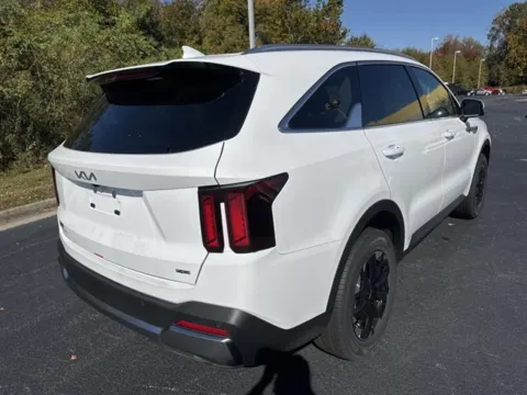 More photos of 2025 Kia Sorento S at Blackwell Kia, VA