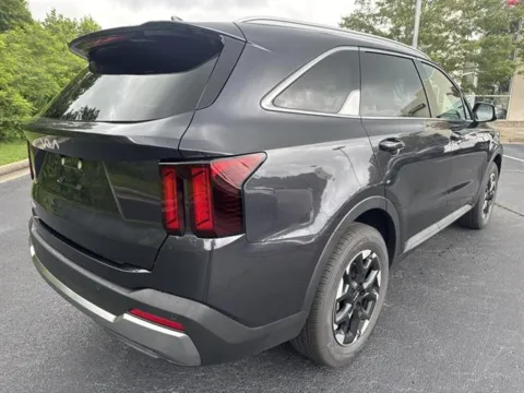 More photos of 2025 Kia Sorento S at Blackwell Kia, VA