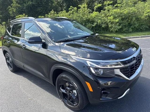 Black 2026 Kia Seltos EX for sale in Danville, VA