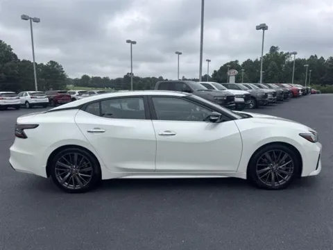 More photos of 2019 Nissan Maxima 3.5 S at Blackwell Kia, VA