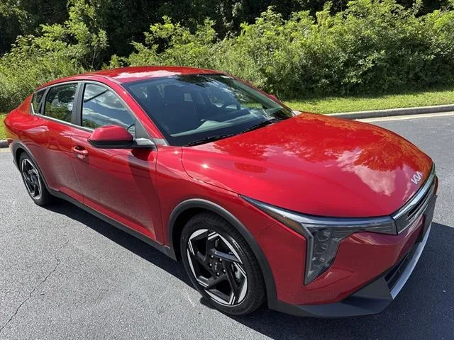 2025 Kia K4 EX's photo
