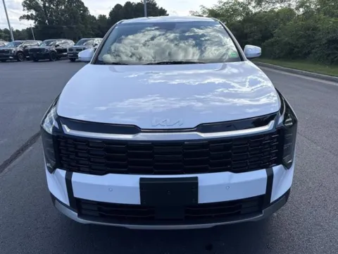 Photos of 2026 Kia Sportage EX for sale in Danville, VA at Blackwell Kia