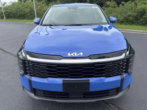 Photos of 2026 Kia Sportage EX for sale in Danville, VA at Blackwell Kia