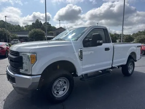 White 2017 Ford Super Duty F-250 SRW XLT for sale in Danville, VA