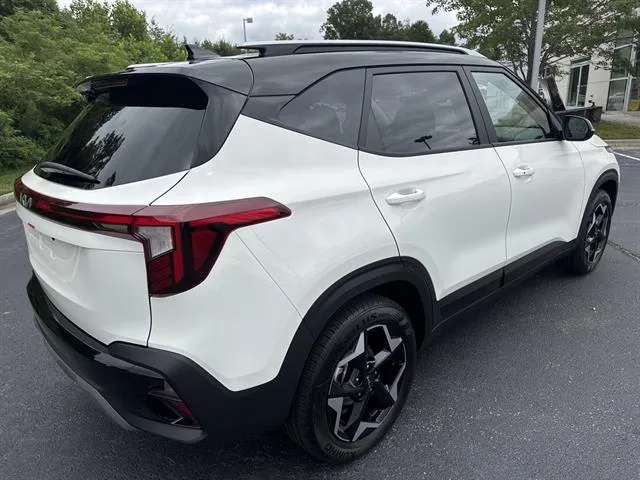 2026 Kia Seltos S photo 6