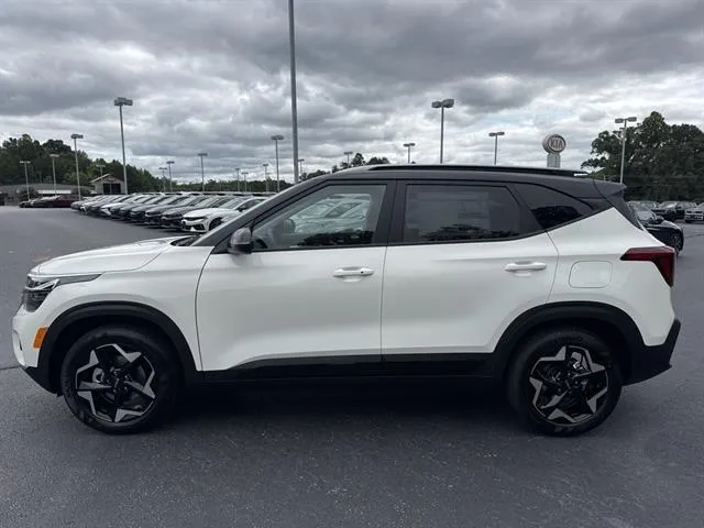 2026 Kia Seltos S photo 7