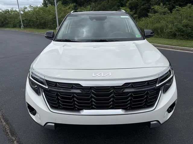 2026 Kia Seltos S photo 5