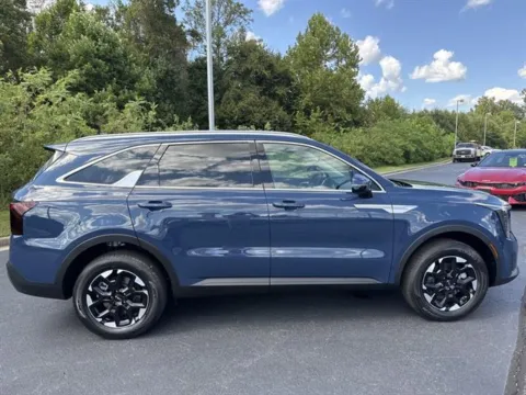 More photos of 2026 Kia Sorento S at Blackwell Kia, VA