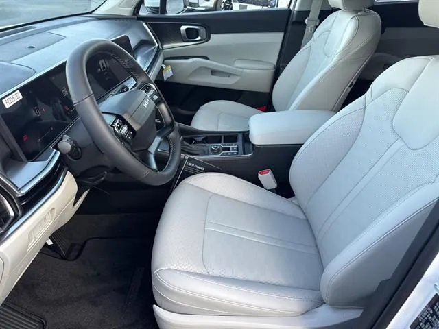 2026 Kia Sorento S photo 2