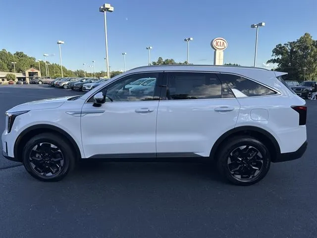 2026 Kia Sorento S photo 7