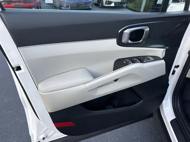 2026 Kia Sorento S photo 12