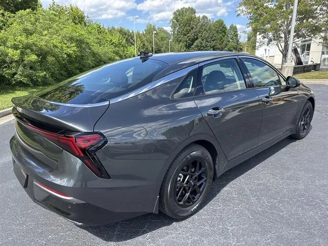 2026 Kia K5 LXS photo 8