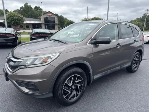 Red 2016 Honda CR-V SE for sale in Danville, VA