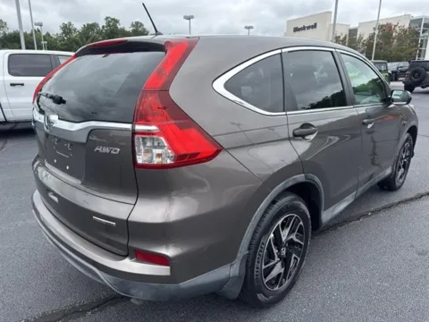 More photos of 2016 Honda CR-V SE at Blackwell Kia, VA