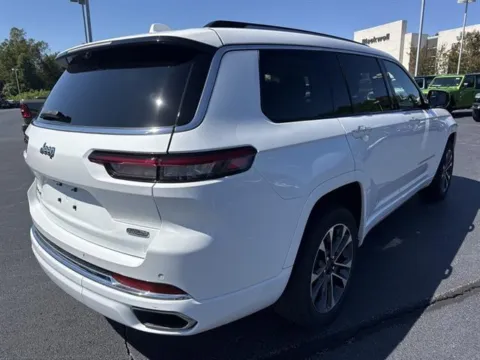 More photos of 2021 Jeep Grand Cherokee L Overland at Blackwell Kia, VA