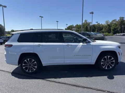 More photos of 2021 Jeep Grand Cherokee L Overland at Blackwell Kia, VA