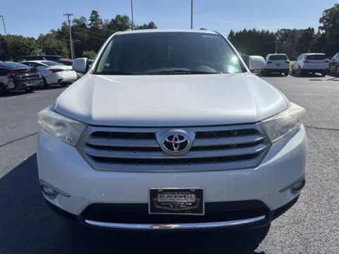 Photos of 2013 Toyota Highlander Limited for sale in Danville, VA at Blackwell Kia