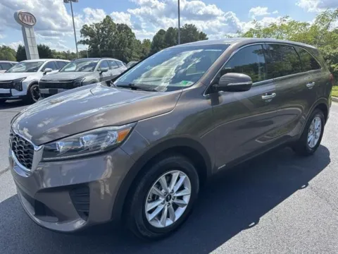 Brown 2020 Kia Sorento LX V6 for sale in Danville, VA