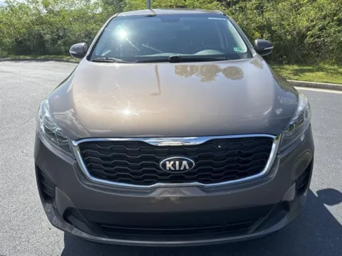 Photos of 2020 Kia Sorento LX V6 for sale in Danville, VA at Blackwell Kia