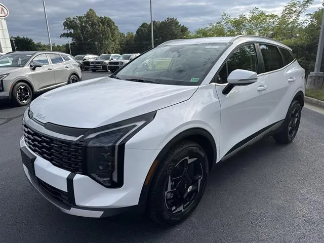 White 2026 Kia Sportage EX for sale in Danville, VA