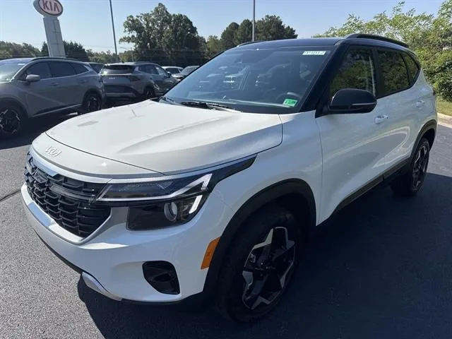 White 2026 Kia Seltos S for sale in Danville, VA