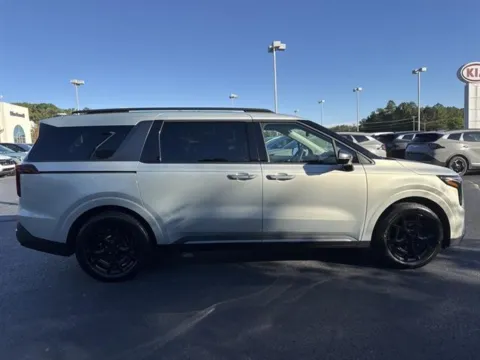 More photos of 2026 Kia Carnival Hybrid SX Prestige at Blackwell Kia, VA