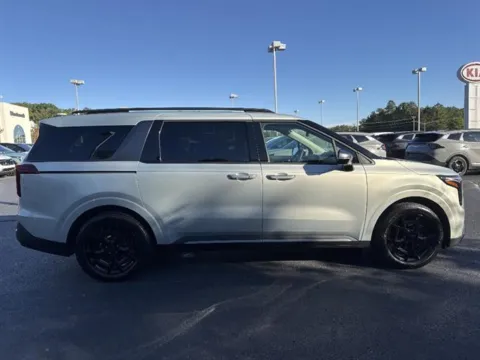 More photos of 2026 Kia Carnival Hybrid SX Prestige at Blackwell Kia, VA