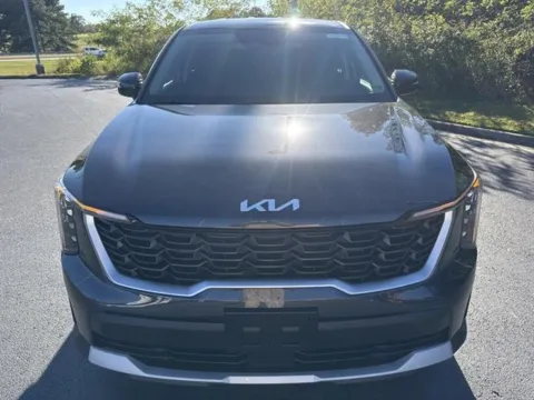 Photos of 2026 Kia Sorento LX for sale in Danville, VA at Blackwell Kia