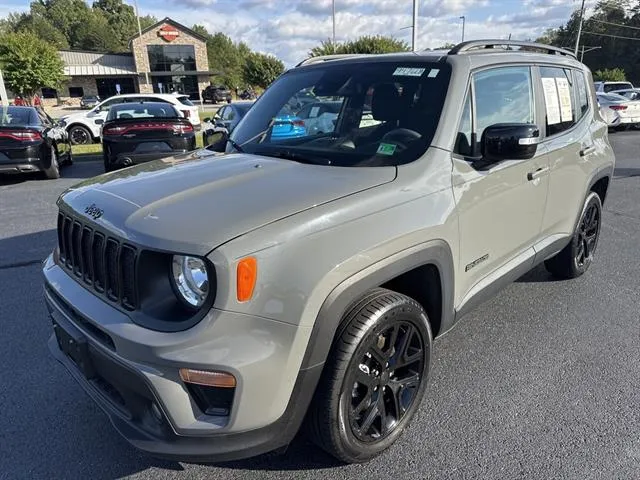 2022 Jeep Renegade Altitude