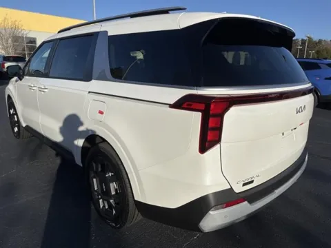 More photos of 2026 Kia Carnival Hybrid EX at Blackwell Kia, VA