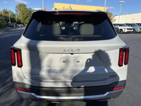 More photos of 2026 Kia Sorento S at Blackwell Kia, VA