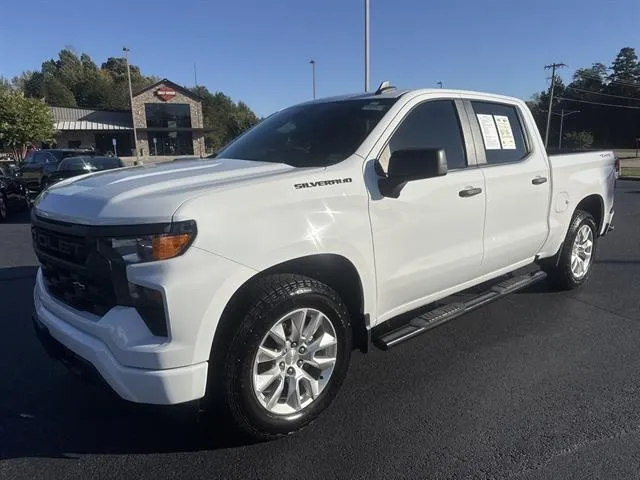 2024 Chevrolet Silverado 1500 Custom