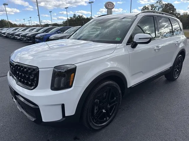 Silver 2026 Kia Carnival SX for sale in Danville, VA