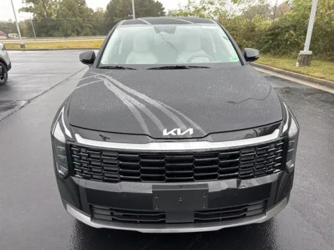 Photos of 2026 Kia Sportage EX for sale in Danville, VA at Blackwell Kia