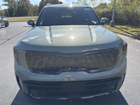 Photos of 2025 Kia Telluride 4DR AWD SX-PRES X-LI for sale in Danville, VA at Blackwell Kia