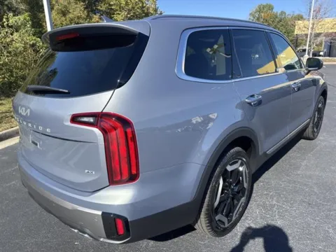 More photos of 2025 Kia Telluride S at Blackwell Kia, VA