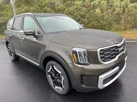 Green 2025 Kia Telluride S for sale in Danville, VA