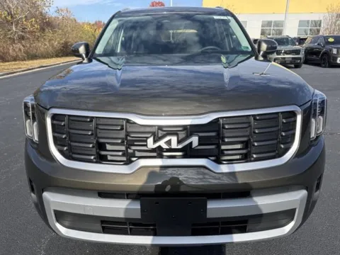 Photos of 2025 Kia Telluride S for sale in Danville, VA at Blackwell Kia