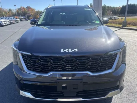 Photos of 2026 Kia Sorento S for sale in Danville, VA at Blackwell Kia