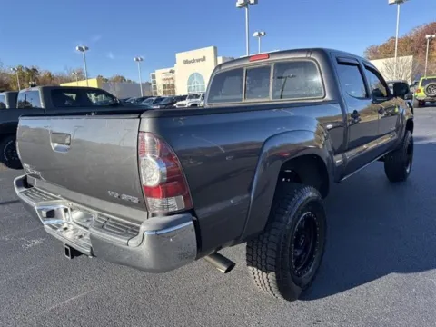 More photos of 2013 Toyota Tacoma V6 at Blackwell Kia, VA