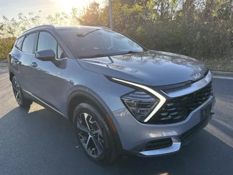 Silver 2024 Kia Sportage EX for sale in Danville, VA