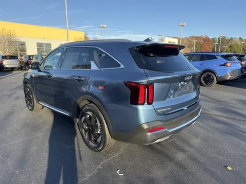 More photos of 2026 Kia Sorento Hybrid EX at Blackwell Kia, VA