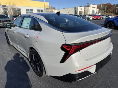 More photos of 2026 Kia Sorento S at Blackwell Kia, VA