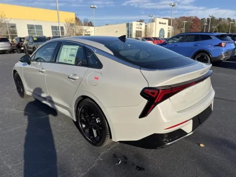 More photos of 2026 Kia Sorento S at Blackwell Kia, VA