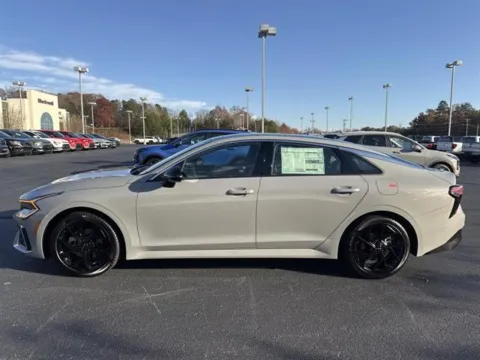 More photos of 2026 Kia Sorento S at Blackwell Kia, VA